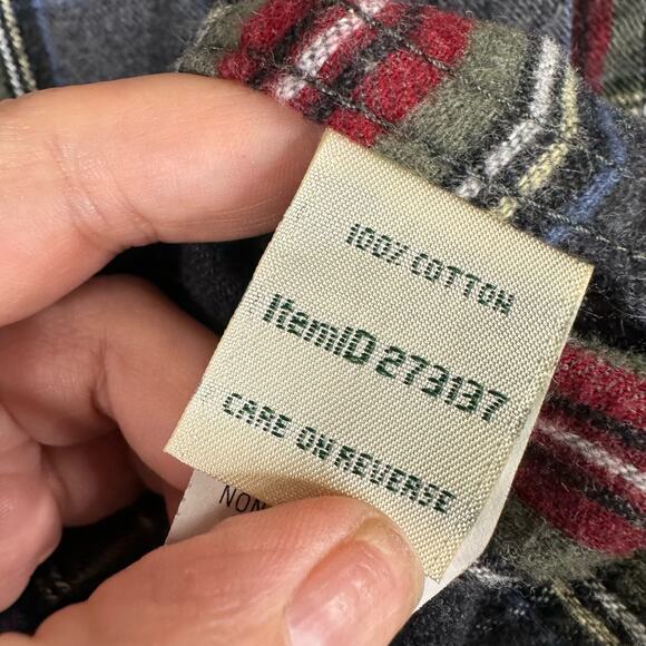 LL Bean Mens size XL Long Sleeve Button Down Flannel Plaid Shirt - Picture 9 of 9